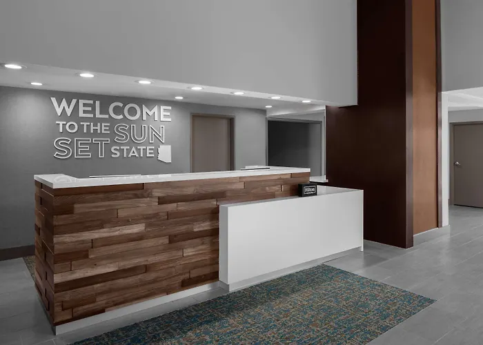 Hampton Inn Phoenix - Biltmore